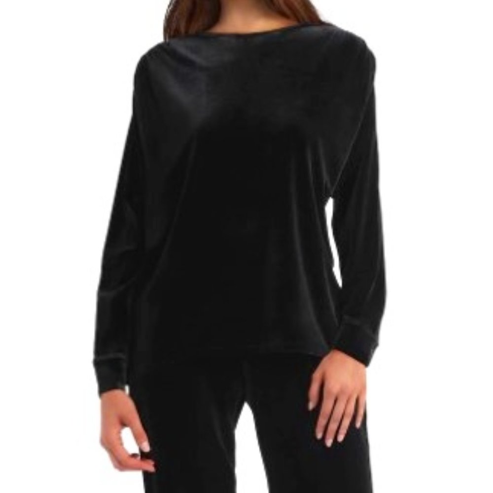 H Halston Long Sleeve Relaxed Boatneck Stretch Velvet Top NEW